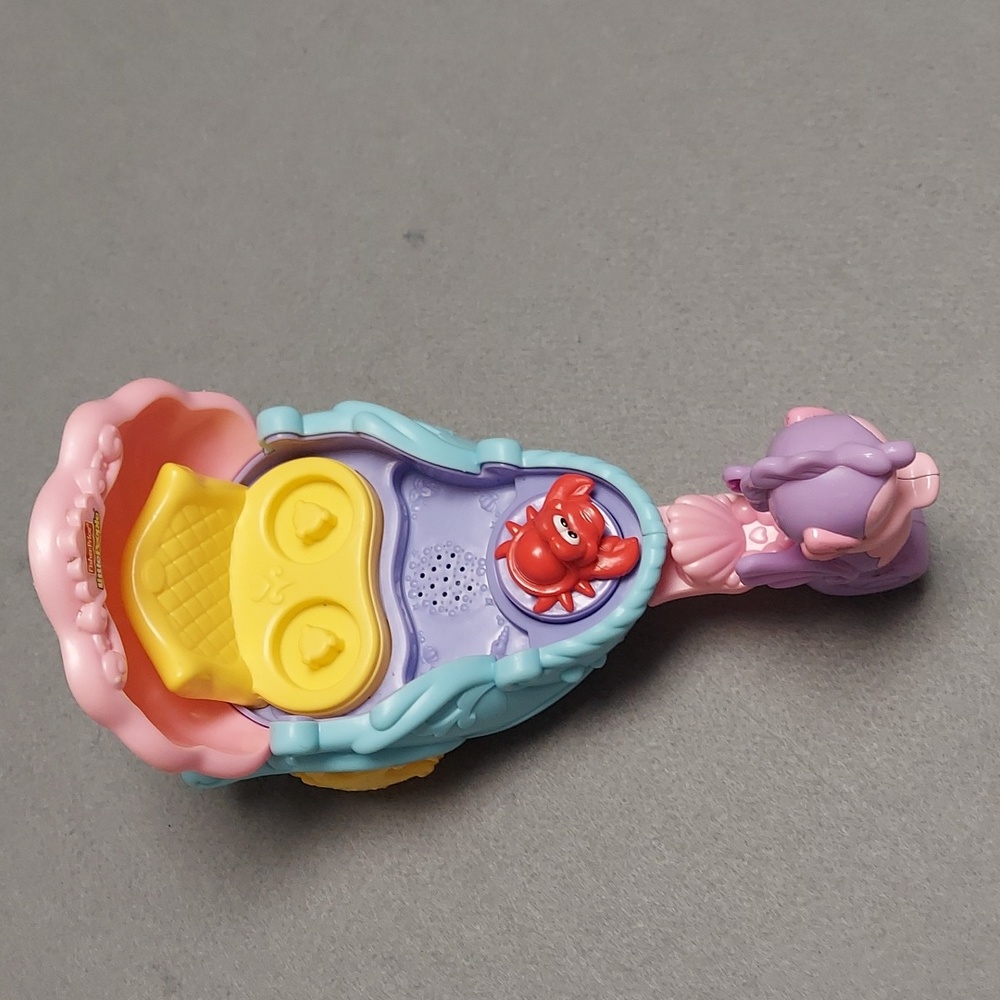 Little People Ariel Carriage